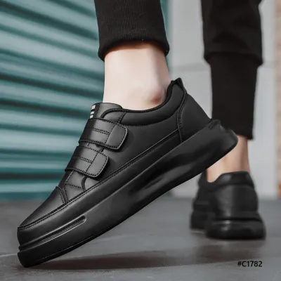 Shadow Loom Casual Shoe